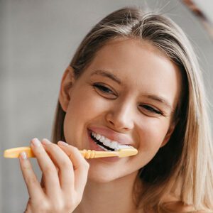 Pinecrest Dental | Modern Dentistry Versus Old Dental Myths Pinecrest Dental | Modern Dentistry Versus Old Dental Myths
